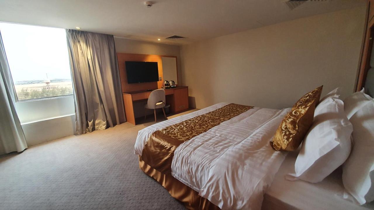 Al Rayyan Tower Hotel เจดดาห์ ภายนอก รูปภาพ