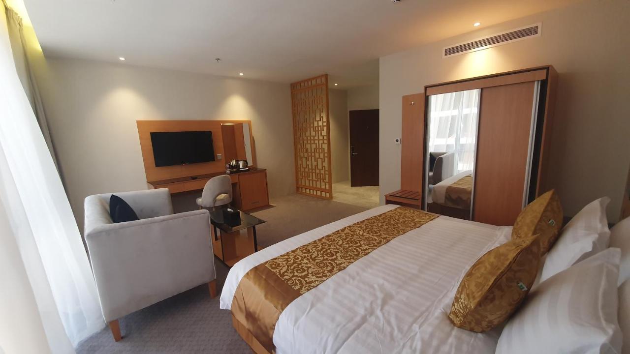 Al Rayyan Tower Hotel เจดดาห์ ภายนอก รูปภาพ