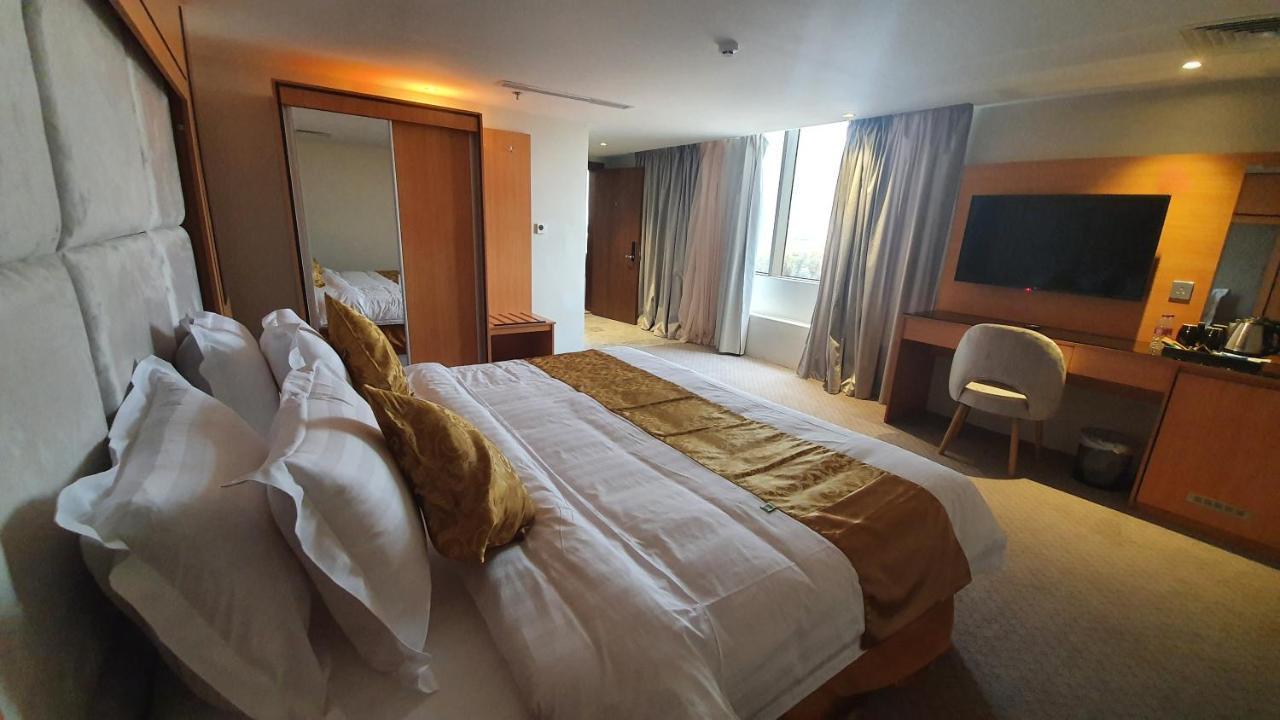 Al Rayyan Tower Hotel เจดดาห์ ภายนอก รูปภาพ