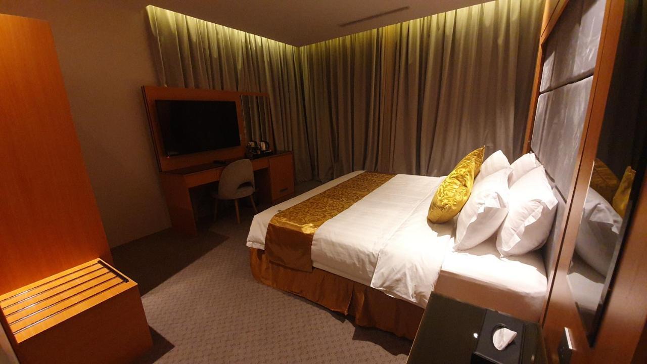 Al Rayyan Tower Hotel เจดดาห์ ภายนอก รูปภาพ